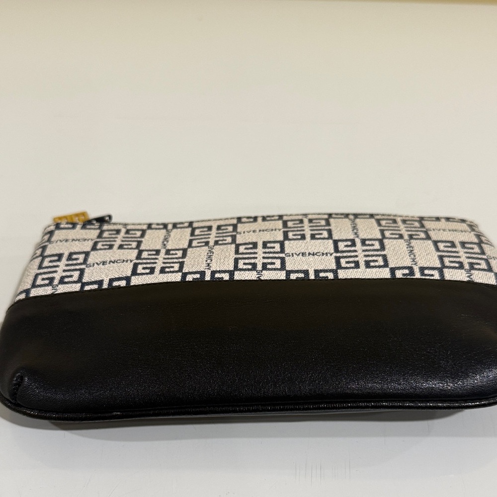Givenchy Monogram Clutch Authentic Givenchy Case - image 3